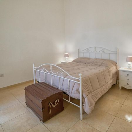 Shiny House Elegant Apartment In The City Center Martina Franca Exterior foto